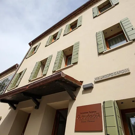 فندق مبيت وإفطار La Giuggiola أركوا بتراركا