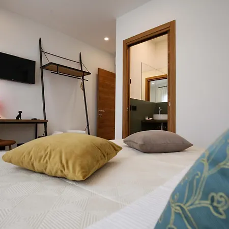 La Giuggiola Bed & Breakfast 4*